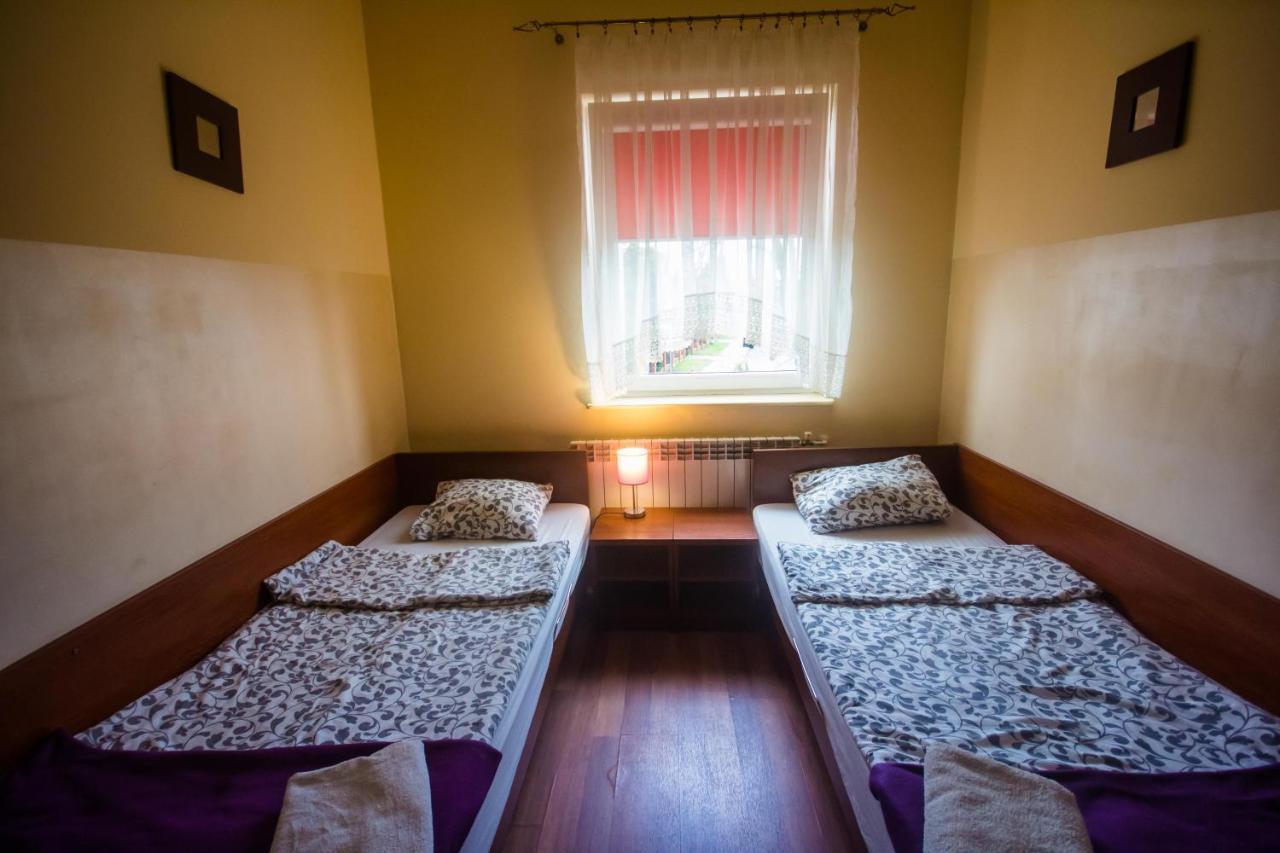 Hostel Soleil Kutno Luaran gambar